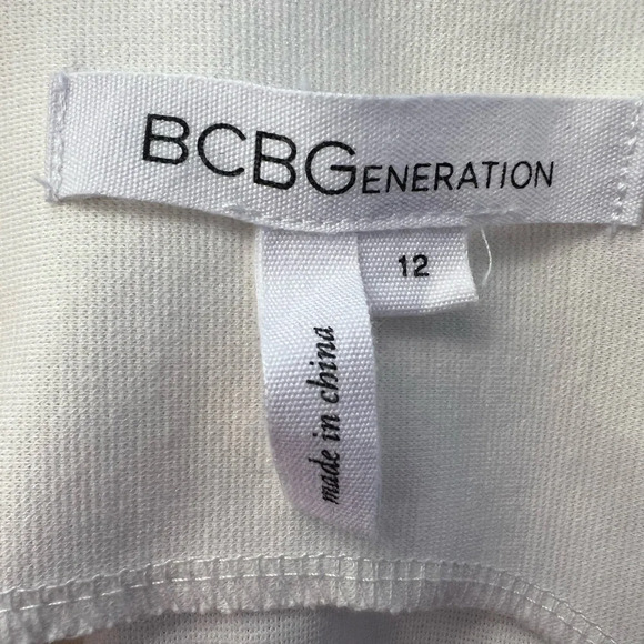 BCBG Generation Women’s dress Off White with black lace detail Size 12 - Picture 9 of 12